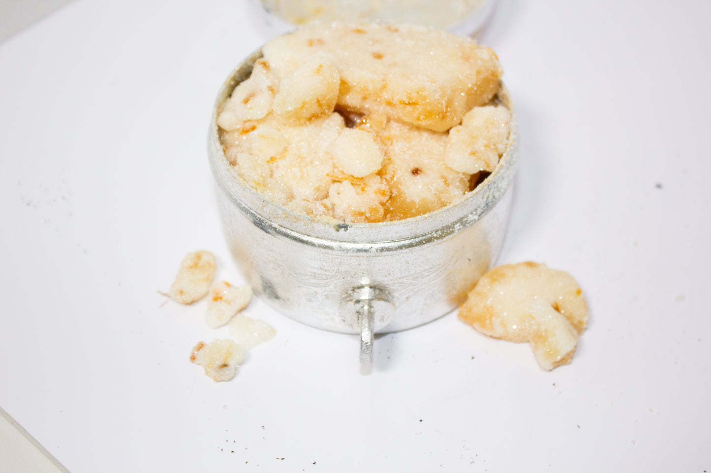 Sandal Vanila sugar (Bakhoor Adani )