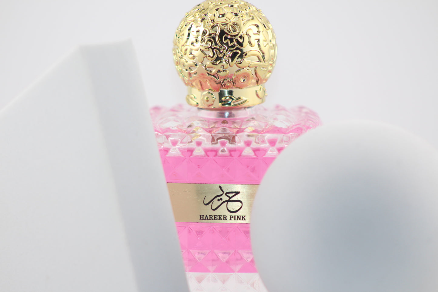 Hareer Pink by Aura Fragrances